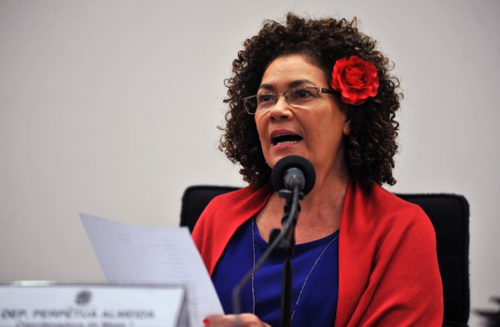 img201405061213144399401