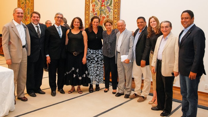 Brasília - DF, 21/09/2015. Presidenta Dilma Rousseff durante jantar com integrantes do PCdoB. Foto: Roberto Stuckert Filho/PR