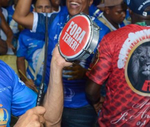 63709625_so_nao_pode_pedir_impeachment_do_rei_momo21